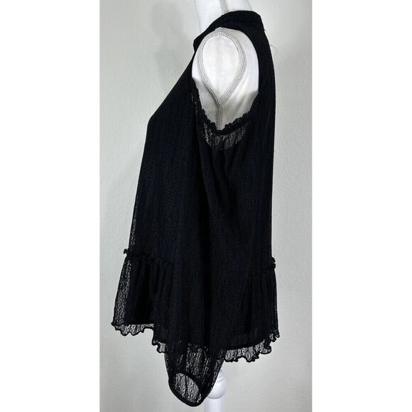 Ro & De Black Lace Cold Shoulder Blouse Size Medium - Picture 2 of 12
